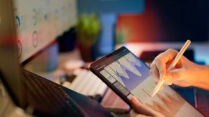 照片由Jakub Żerdzicki在Unsplash上拍摄